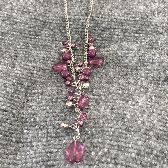 Medium purple paparazzi necklace and earrings